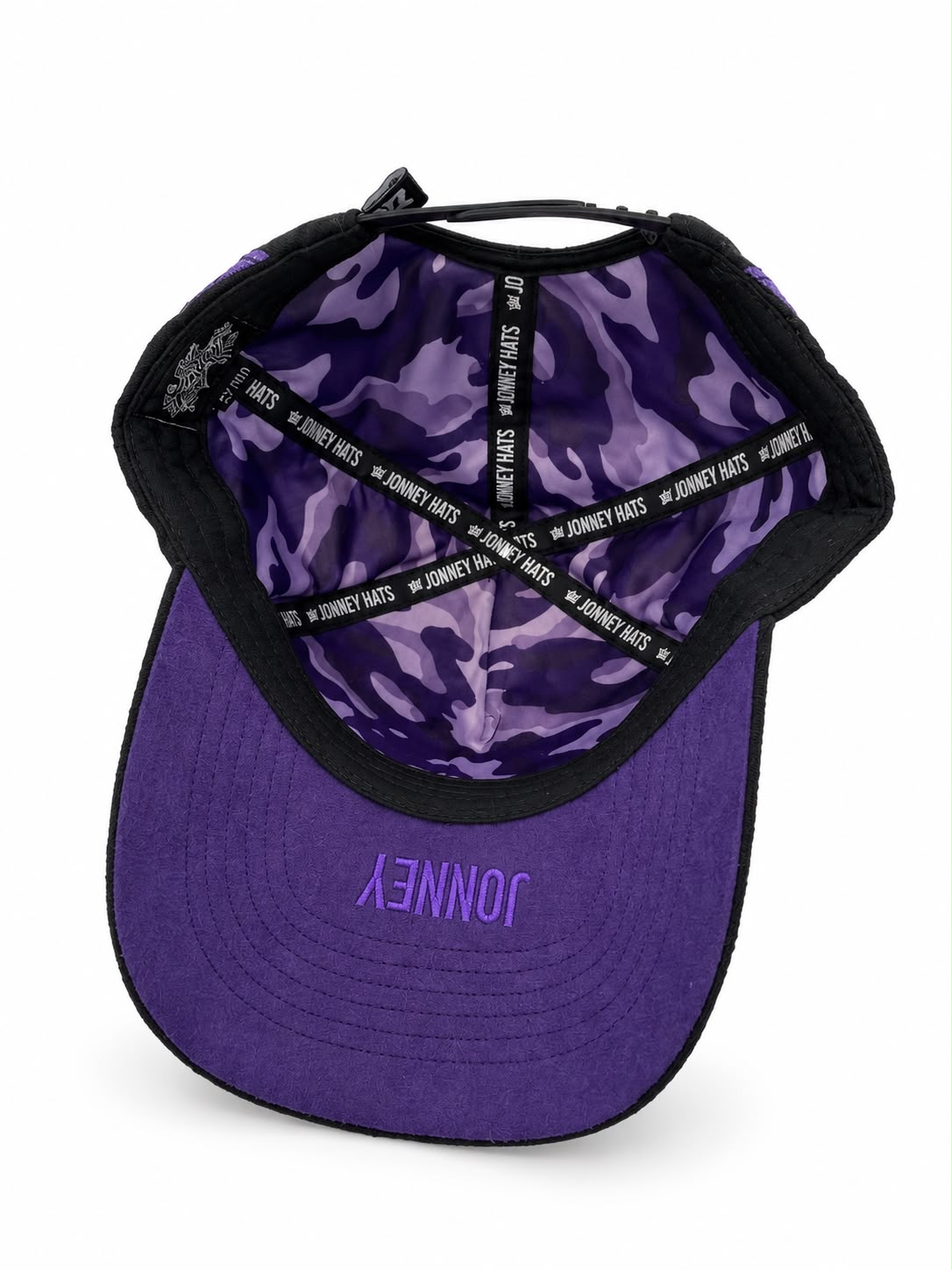 Gorra "NO ESCAPE" – Purple Special Edition